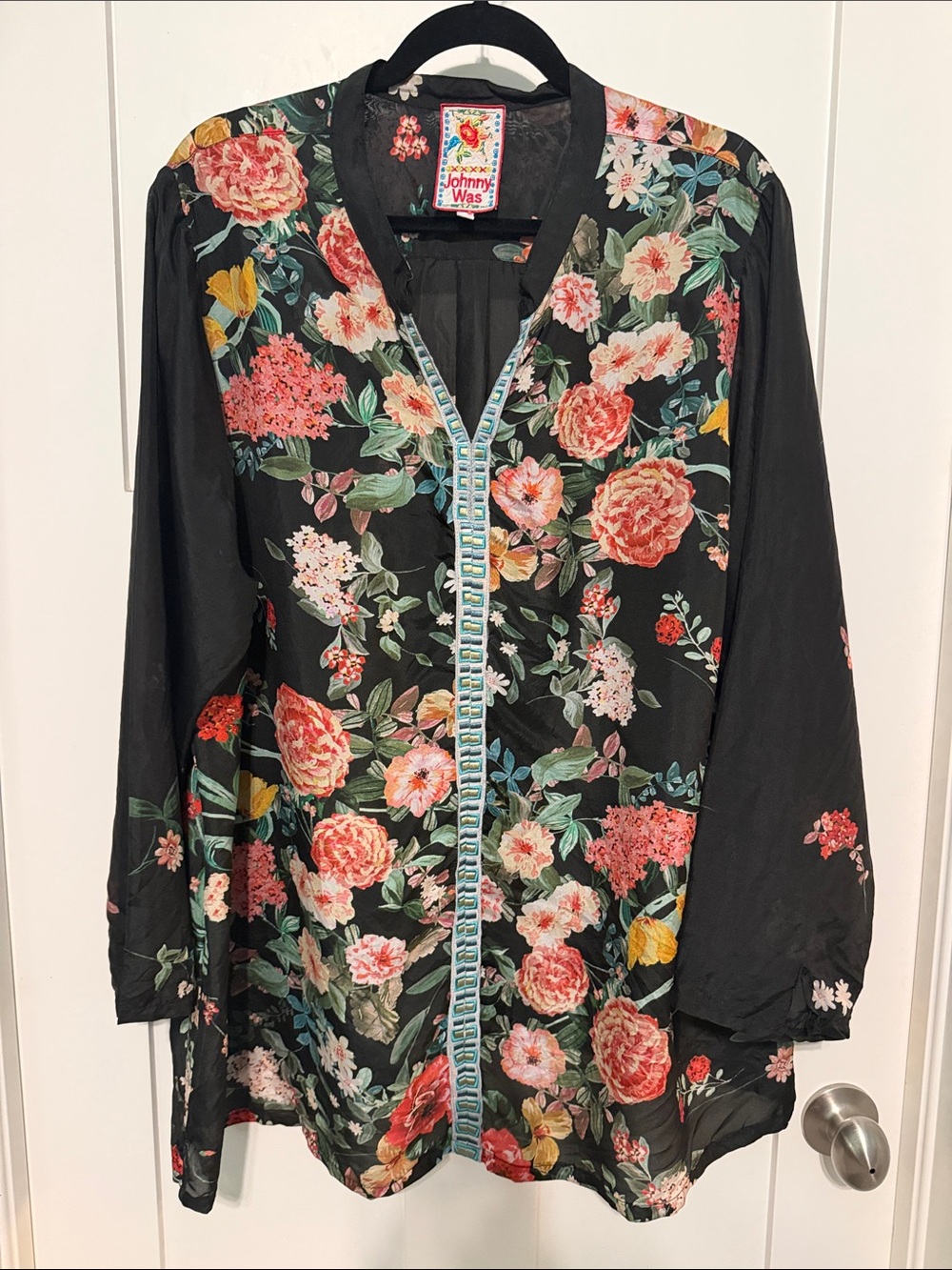 Johnny Was 100% Silk Black Floral Embellished V-Neck Tunic Plus Size 1X Boho